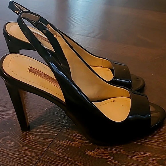 🎀BCBGeneration Black Strappy Peep-Toe Stillettos - Picture 4 of 4